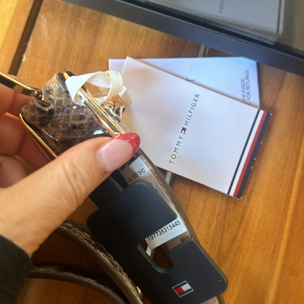 Tommy Hilfilger Belt - Image 3