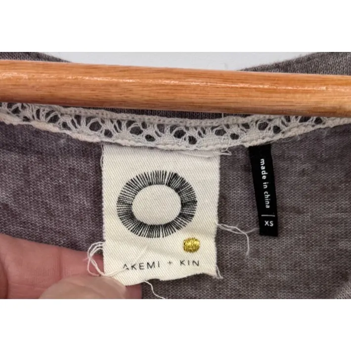 Anthropologie Akemi‎ + Kin Leopard Fauna Henley Top Womens XS Gray Linen Blend - Image 7