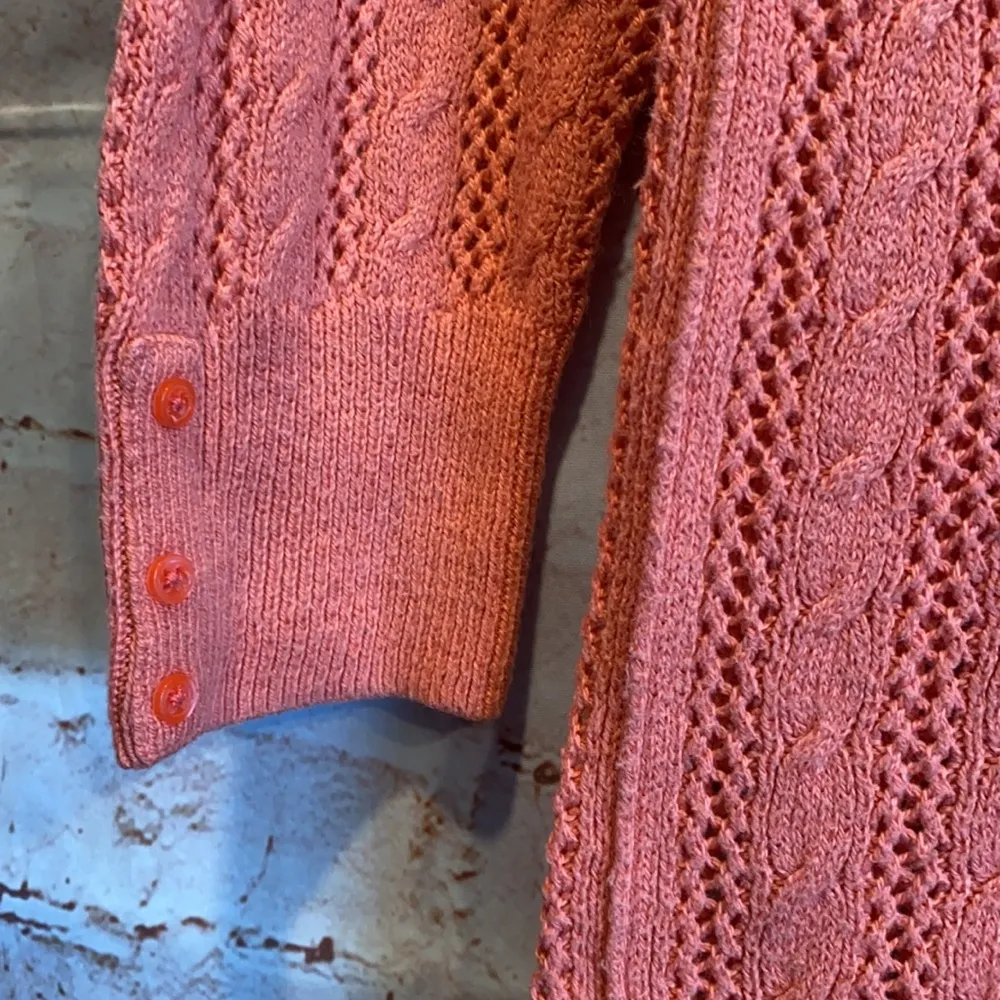 American Eagle pullover sweater Large 3/4 sleeve thin knit  coral crew neck - Image 4