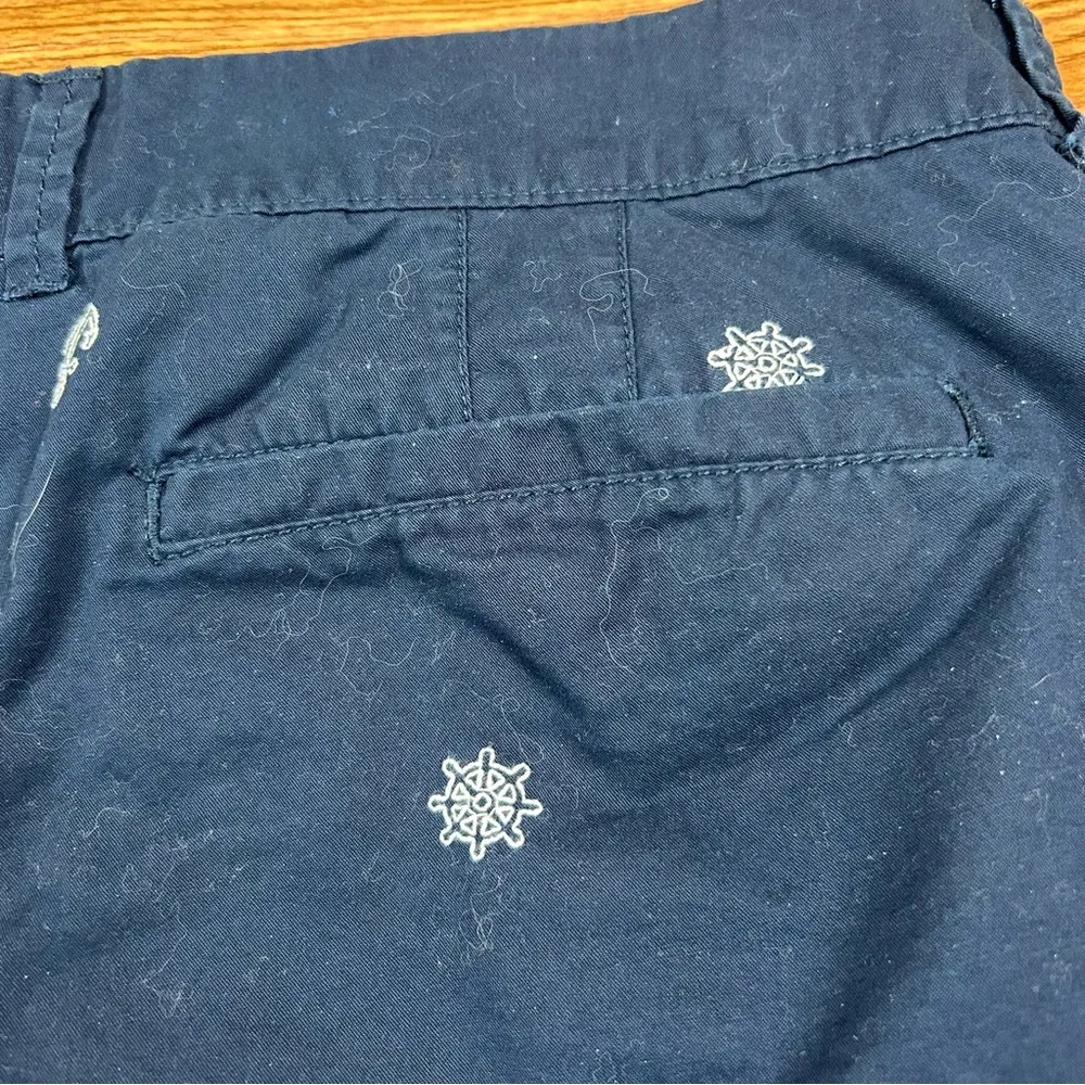Nautical Chino Shorts Anchors Ship Wheel 3.5” Inseam - Size 12 - Image 4