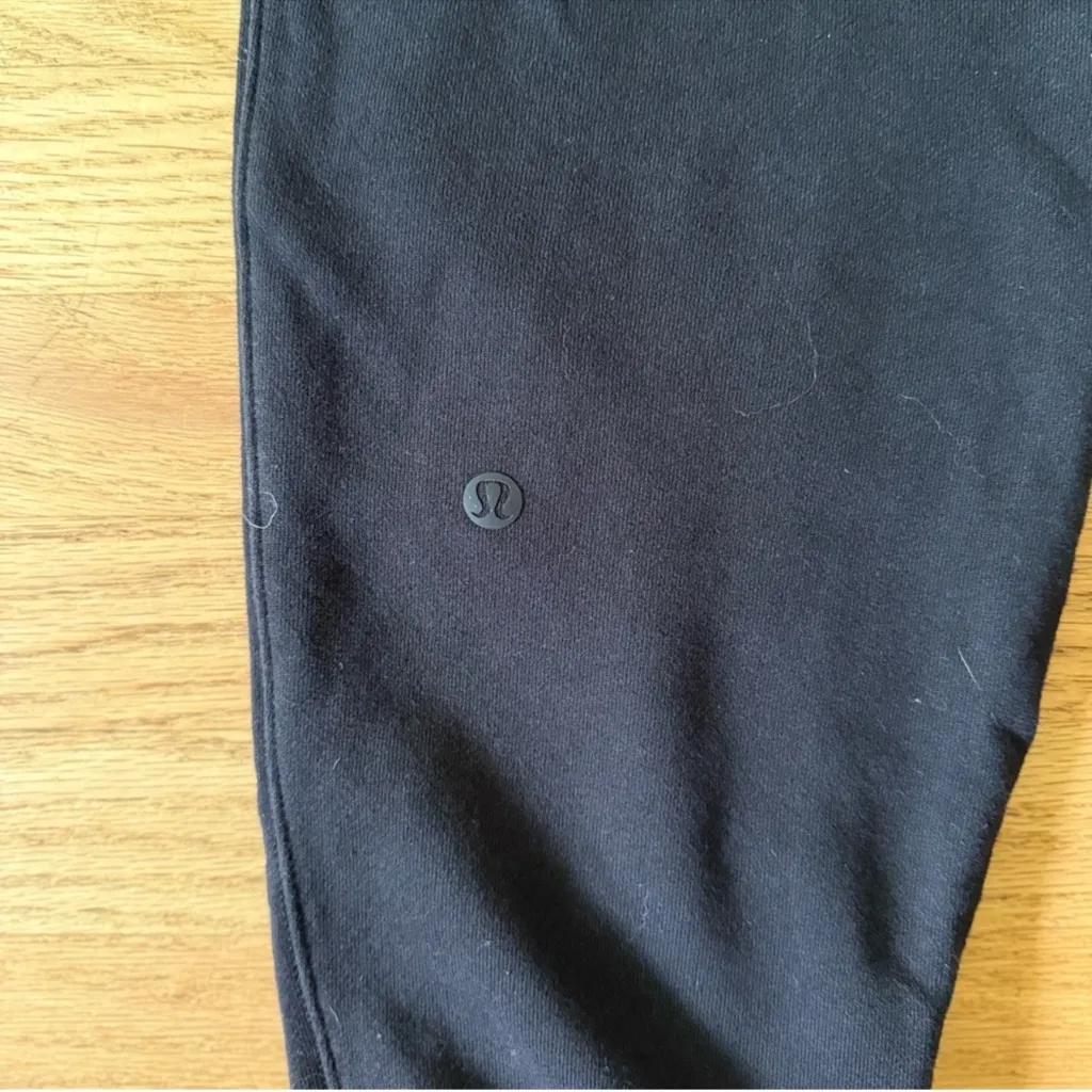 Lululemon Athletica Dark Blue Joggers Size 8 - Image 4