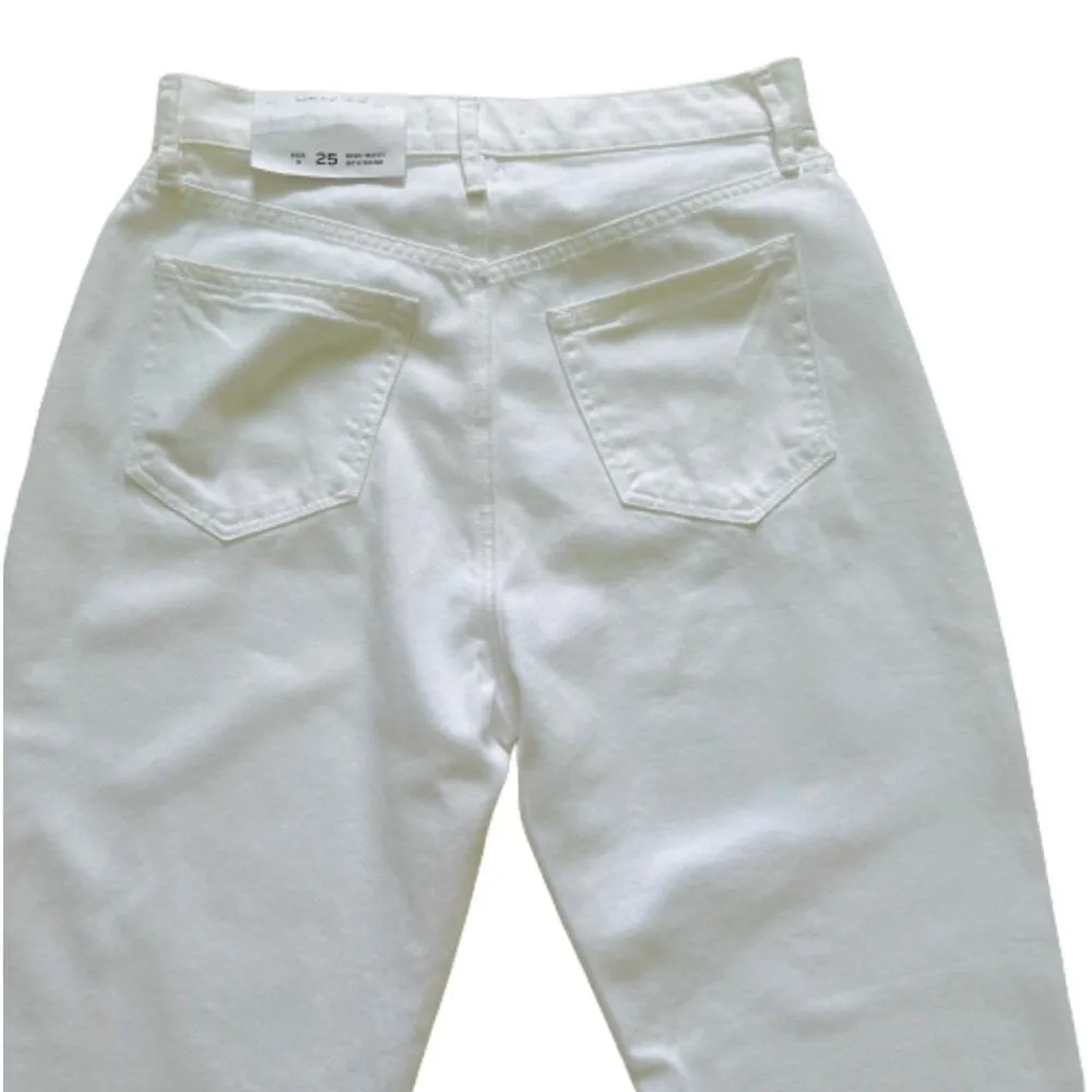 Loft Boyfriend Jeans White Cotton High Waist Rise Distressed Cuffed Jeans Size 0 - Image 9