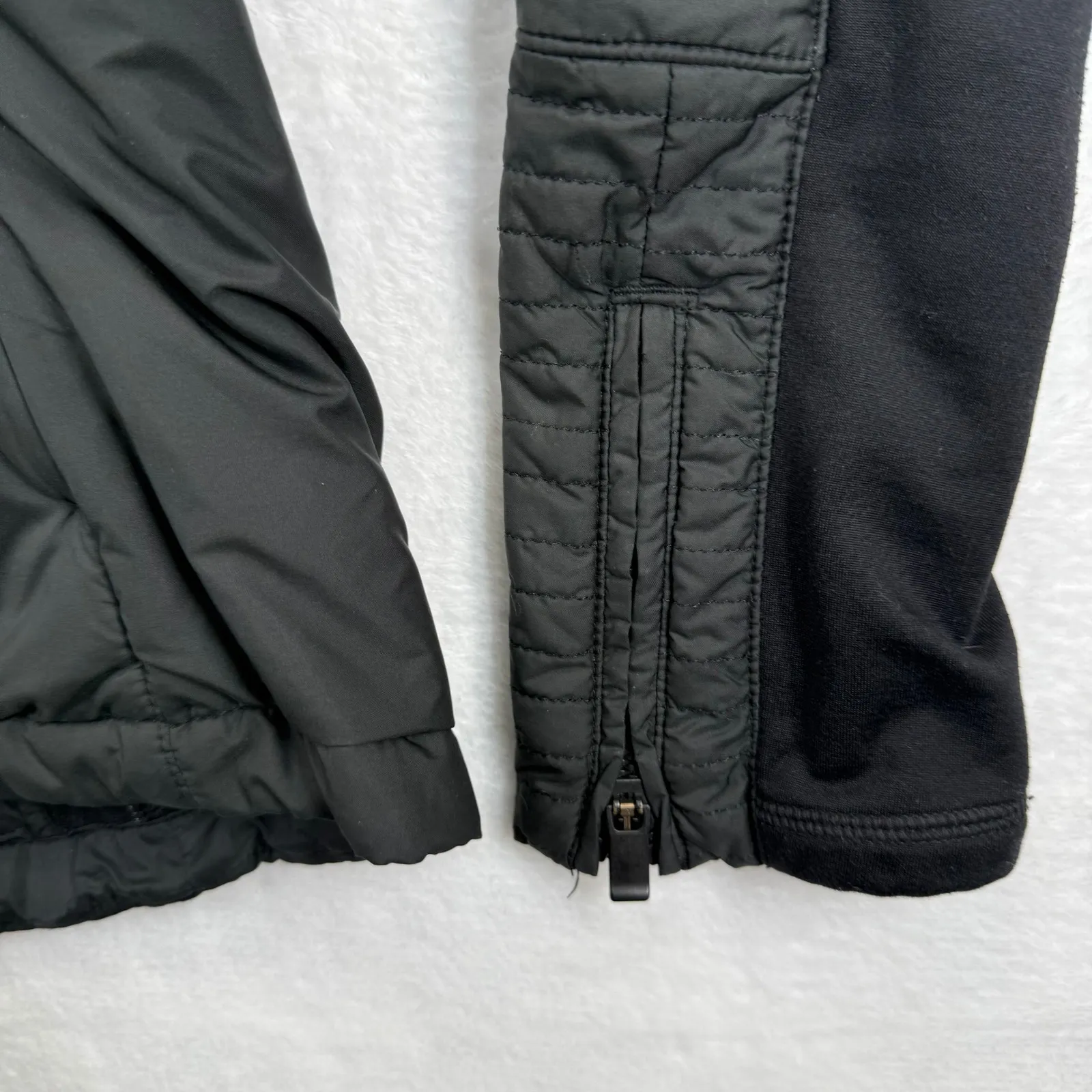 Athleta Black Quilted Full Zip Jacket Athleisure Athletic Wear Size Small - Image 5