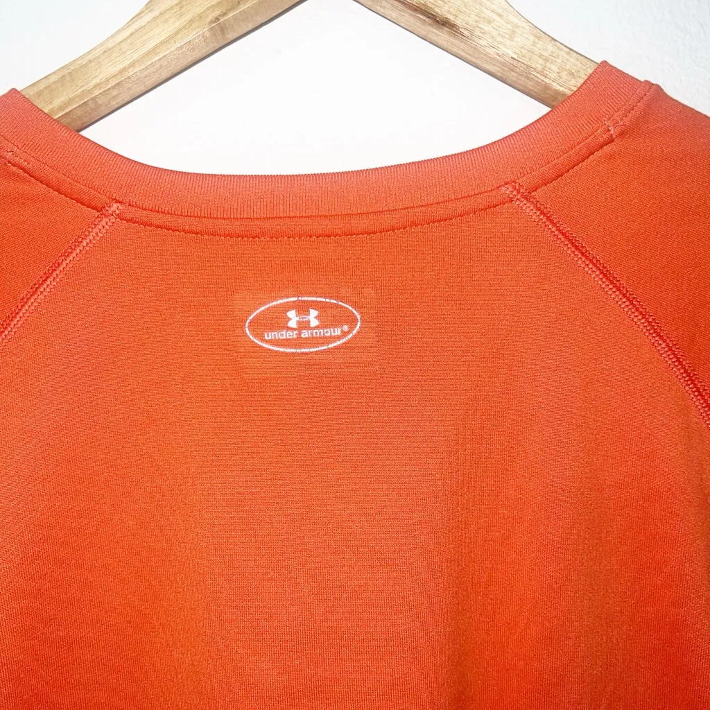 Under Armour semi fitted heat gear short sleeve Orange v neck shirt - Image 8