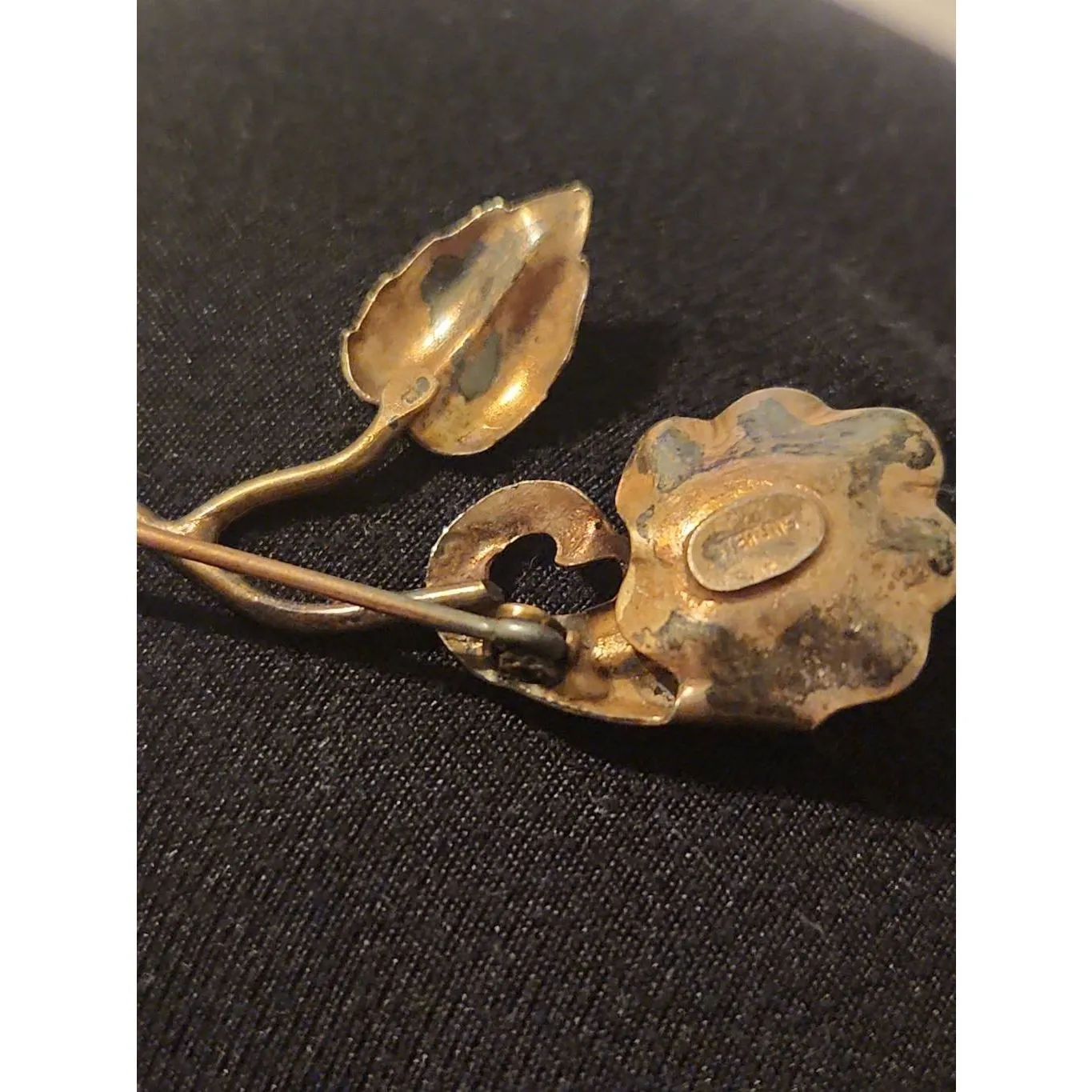 Antique Women's STERLING Signed Silver Gold Toned Floral and Leaf Brooch Pin Whi - Image 6