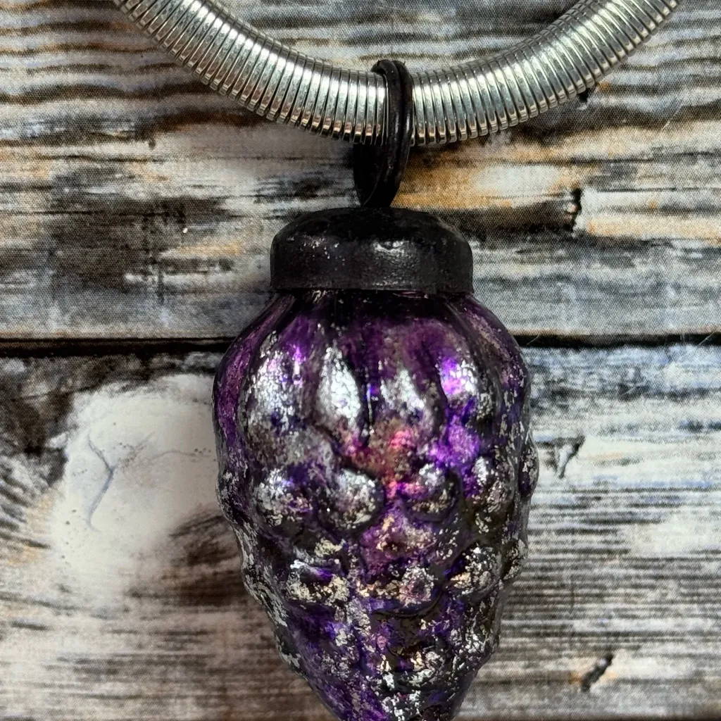 Artisan Silver Necklace with Purple Grape Vintage Ornament Pendant - Image 4