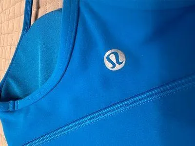 Lululemon Sports Bra Flow Y Longline - Image 3