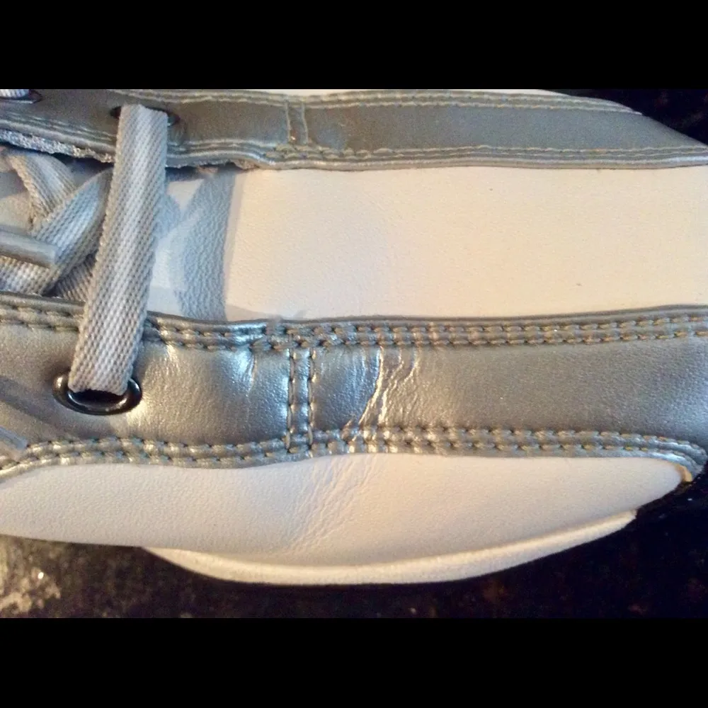 ADIDAS women’s golf shoes - Image 6