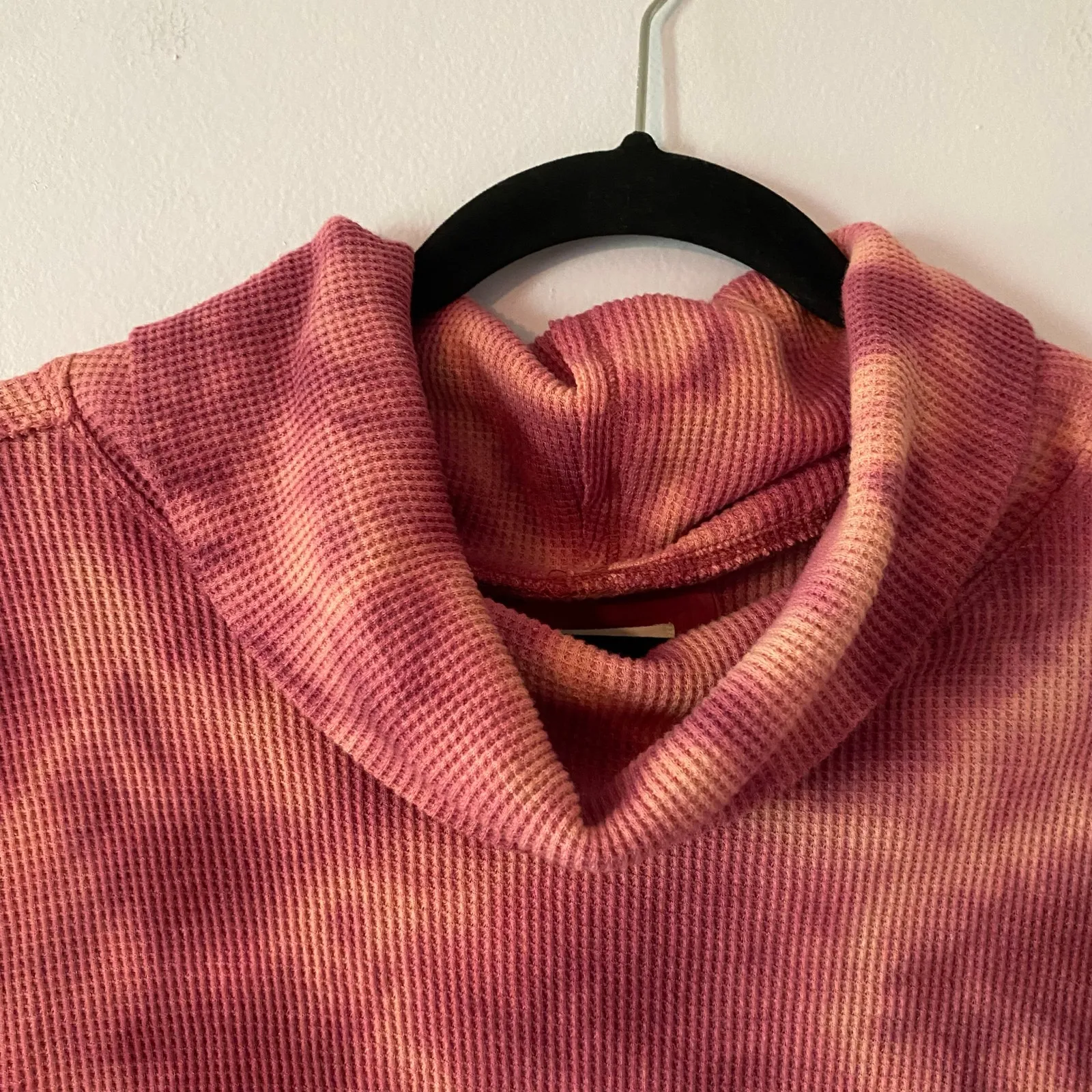 Maeve Anthropologie Pink Tie Dye Cowlneck Thermal Shirt Waffle Women's size XS - Image 5
