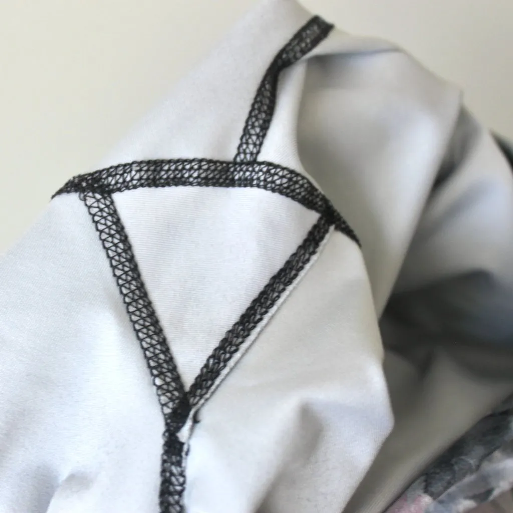 Grey Light Purple Skull Smoke Flower Tight Leggings Small Gray - Image 5