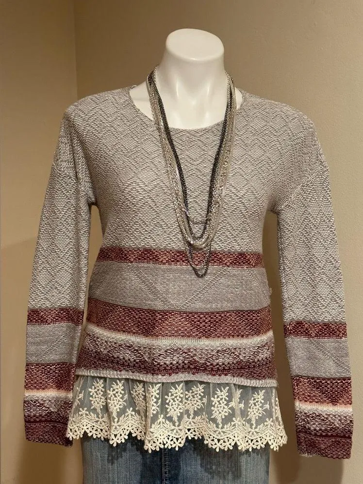 Rewind Gray Red  Winter Sweater Bottom Lace Snowflakes  Longer In Back SZ XS - Image 2