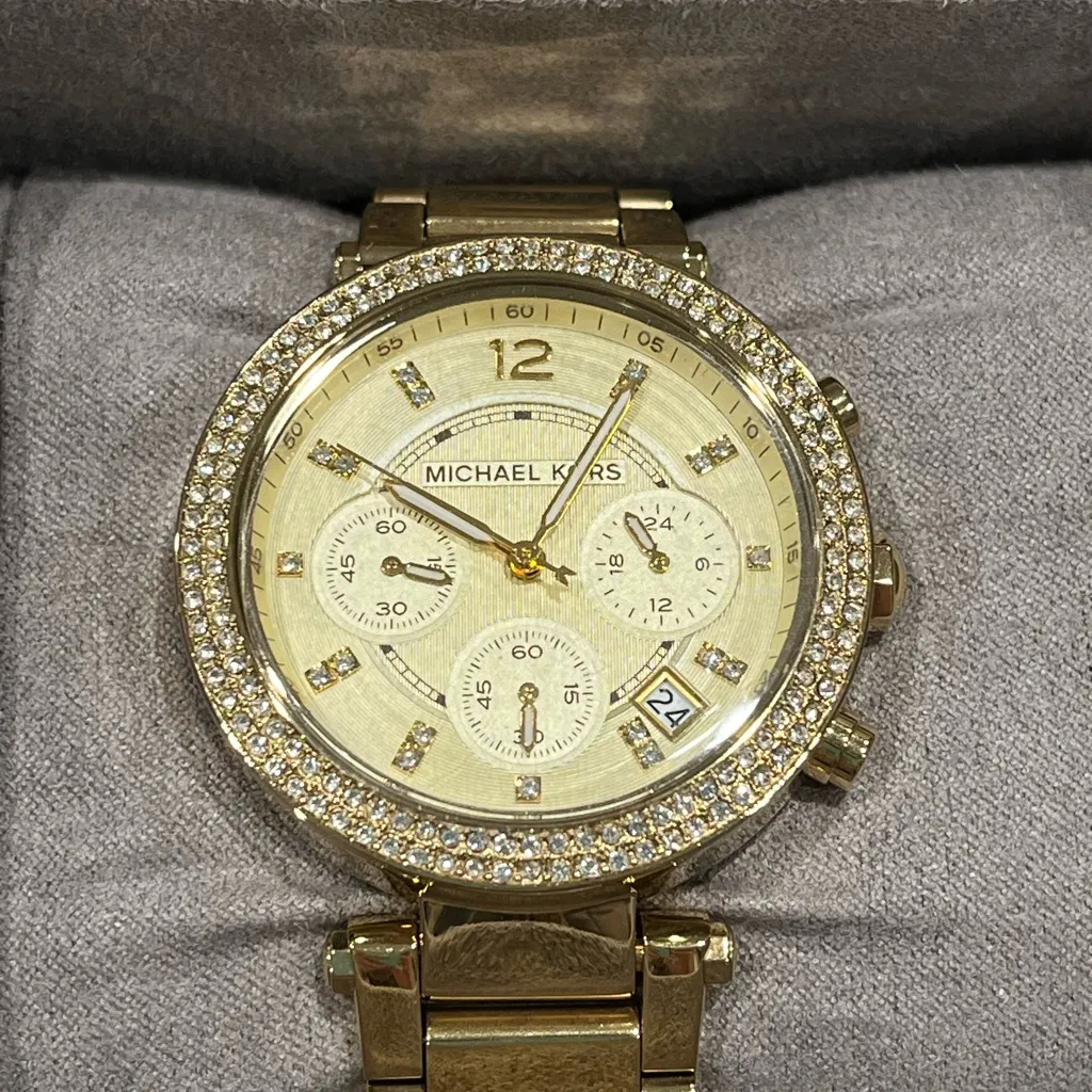 Michael Kors jeweled gold colored watch with‎ box, bag, pillow needs batteries - Image 3