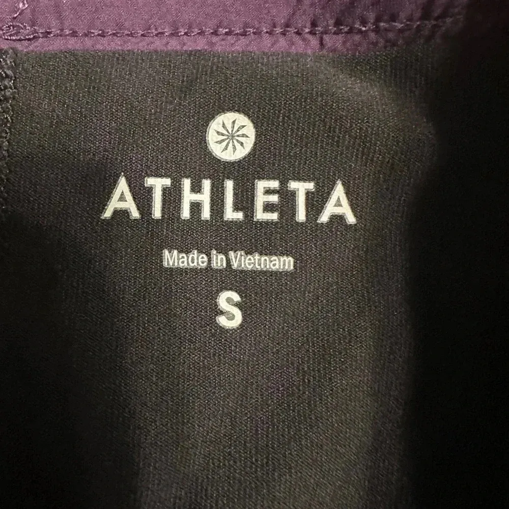 Athleta Women's Purple Hana 2in1 Shorts Athletic Running Biker Shorts Size Small - Image 3