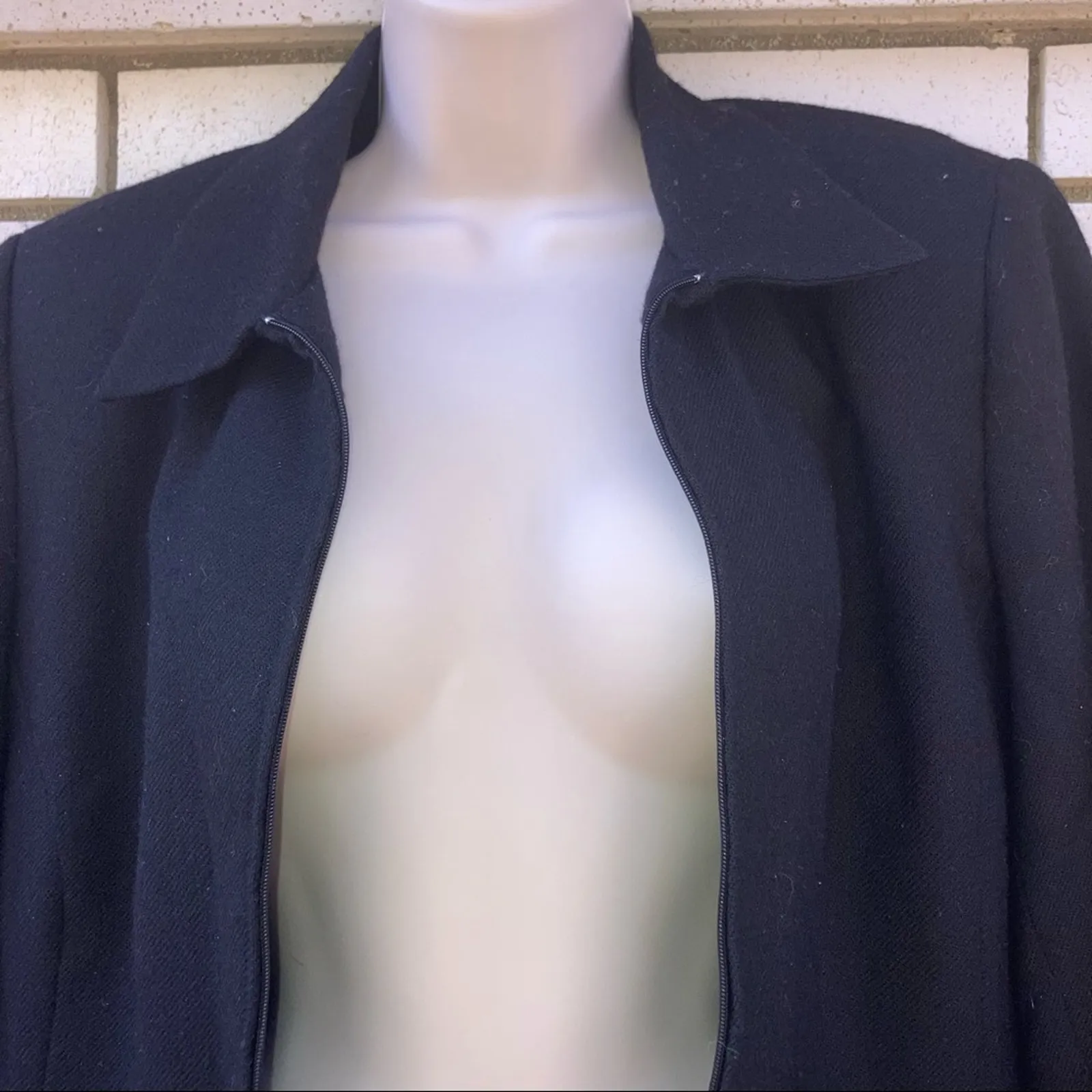 Sag Harbor 100% wool black zipper lined blazer jacket with front pocket-size 10 - Image 5
