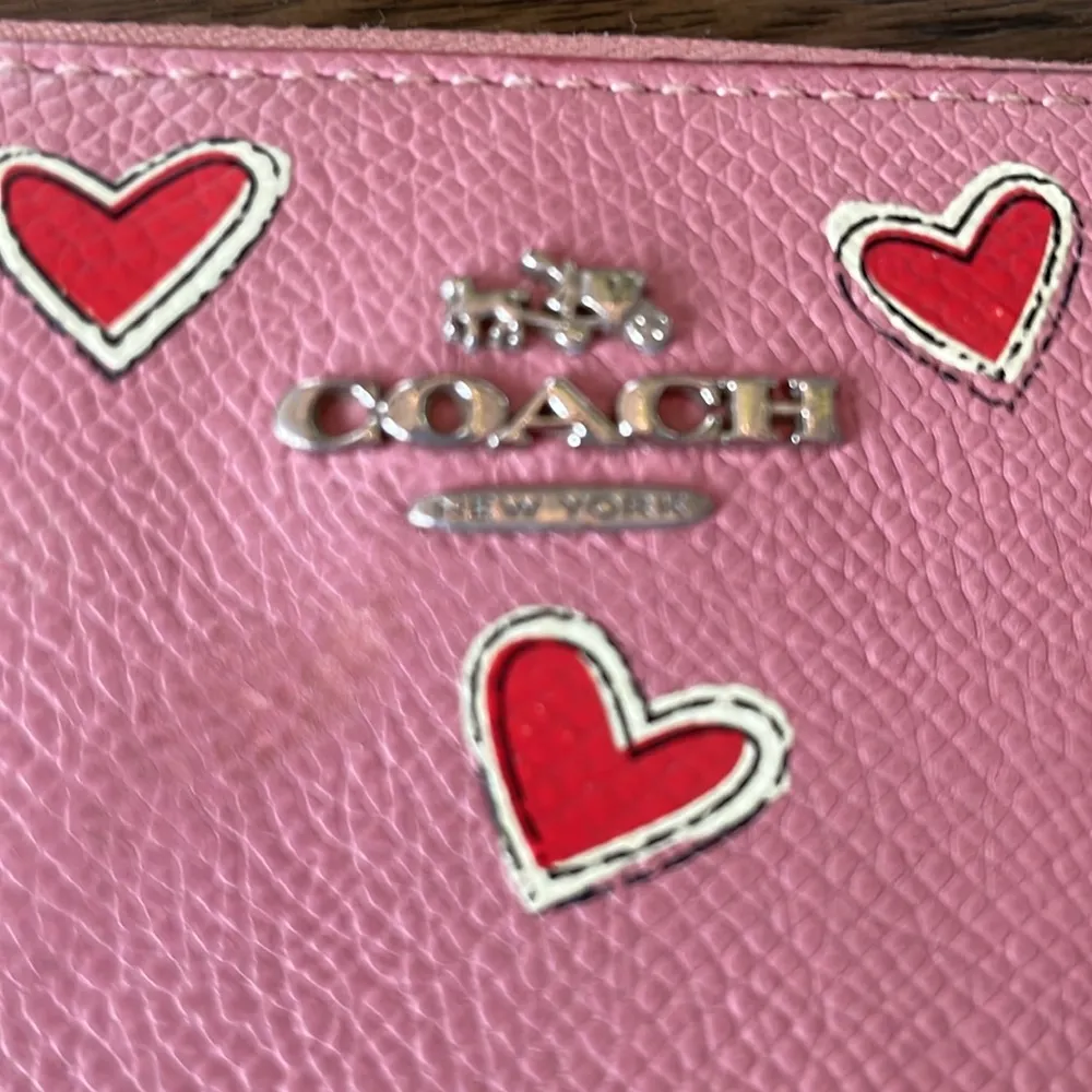 Coach Hearts Zippy Long Wallet - Image 2