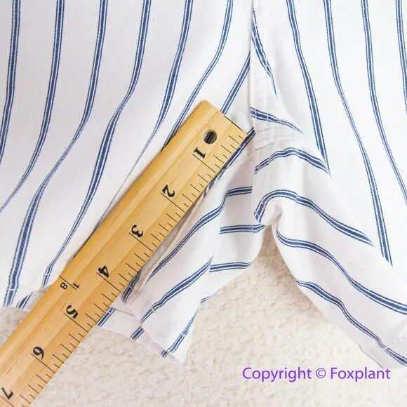 New! Jen 7 by 7 for all mankind shorts white‎ with blue stripes, women size 4 White - Image 4