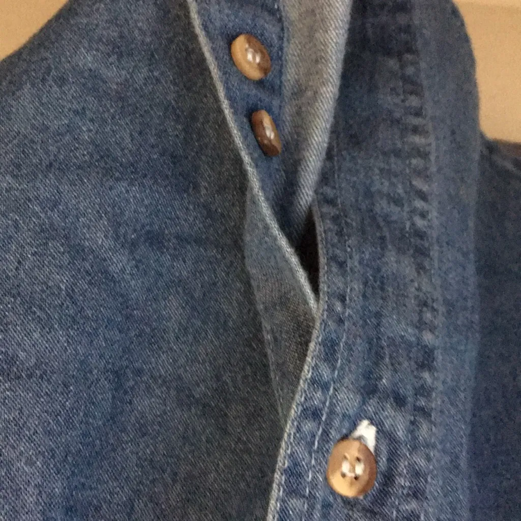 FINAL MARKDOWN Ladies’ Blue Diamond Denim Blouse (M) Size M - Image 7