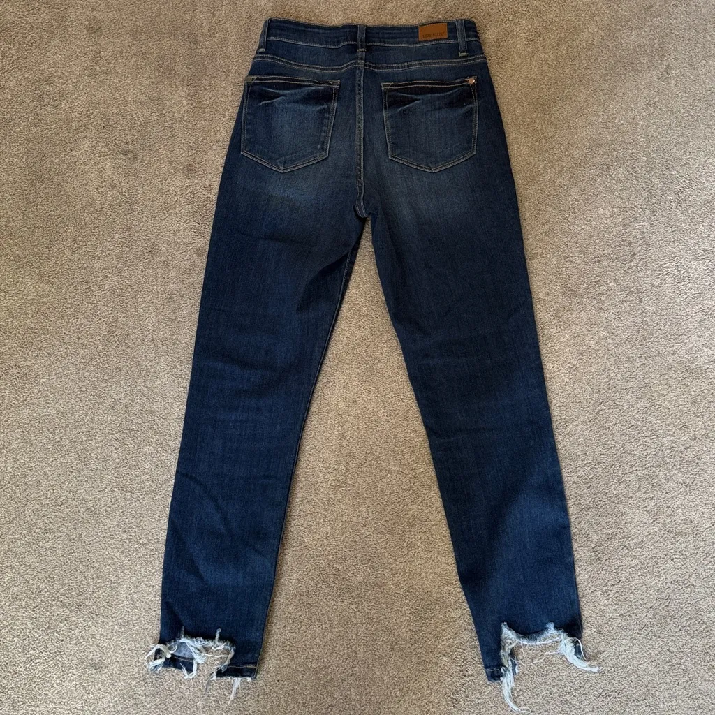 Judy Blue Dark Wash Raw Hem Relaxed Fit Jeans Size 3/26 - Image 3