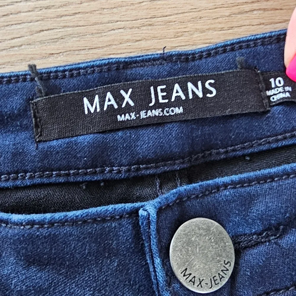 Max Studio High Rise Capri - Image 3