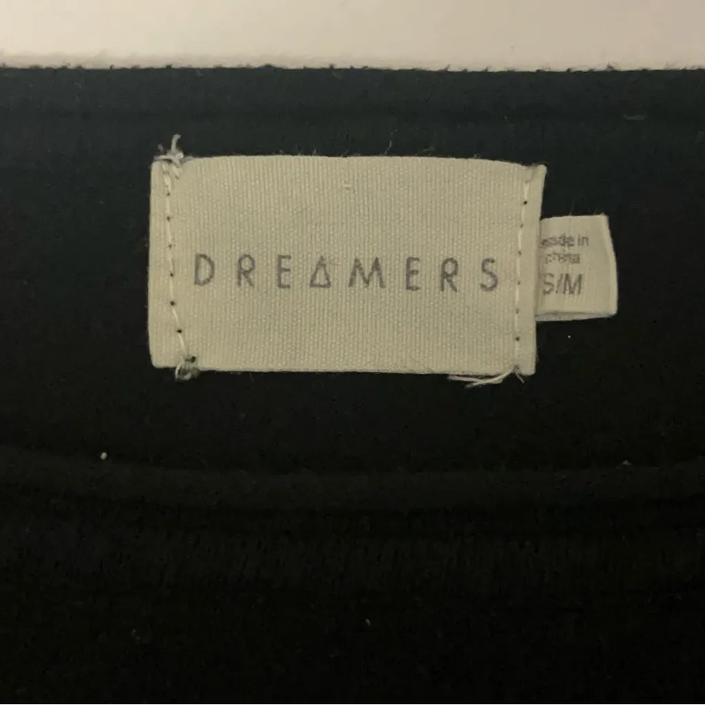 Dreamers Charcoal  Black Long Sleeve Sweater Medium - Image 5