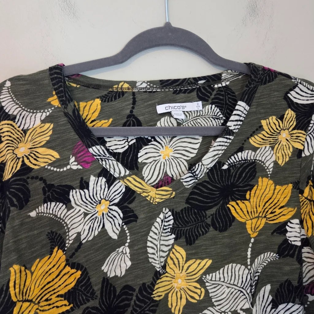 Chico's Green Floral V-Neck Long Sleeve T-Shirt - Image 2