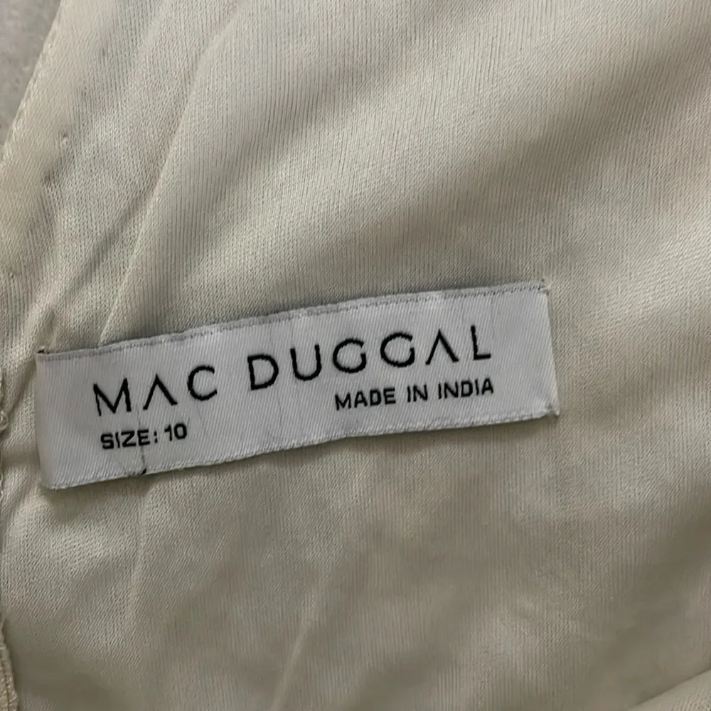 NWT Mac Duggal Style 5107 Plunging Neckline Sequins Gown Dress Gold Nude Size 10 - Image 13