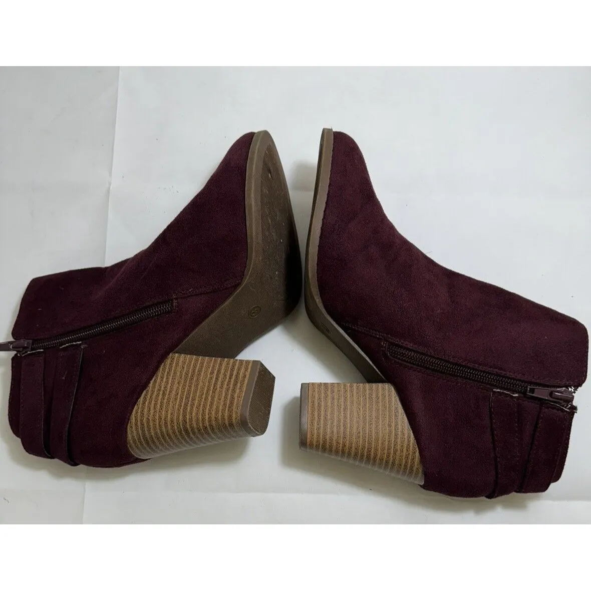 Charlotte‎ Russe Boots Womens 8 Ankle Booties Heels Side Zip Maroon Faux Suede - Image 3