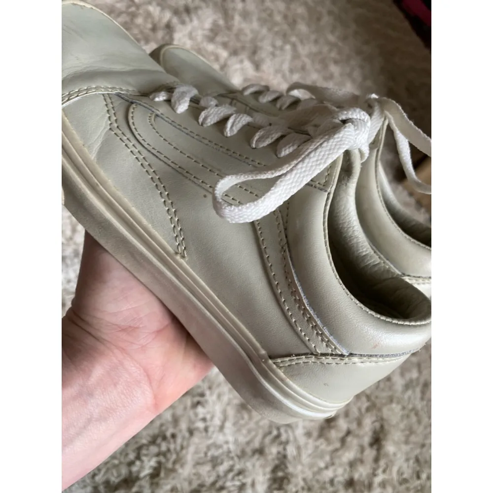 Vans Leather Low Top Sneakers Old Skool 90s Y2K Ivory VTG Skater Preppy Gen Z 6 - Image 7