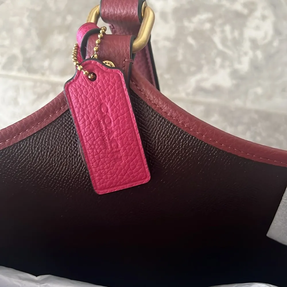 Polished Pebble Leather Restored Day Tote in Brass/Brick Red, New +DustBag - Image 10