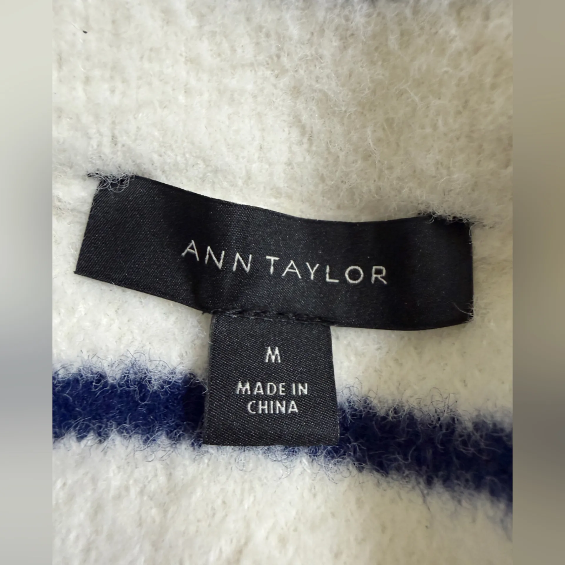 Ann Taylor Striped Cardigan Navy Blue Nautical Cozy Warm Hampton Academia - Image 3