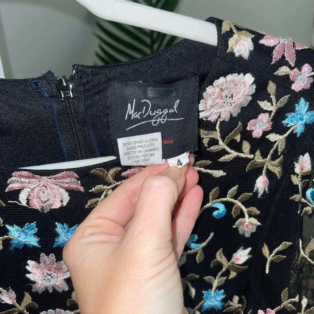 MAC DUGGAL Floral Flowy‎ Feminine Bohemian Ruffle Garden Gown •4 - Image 5