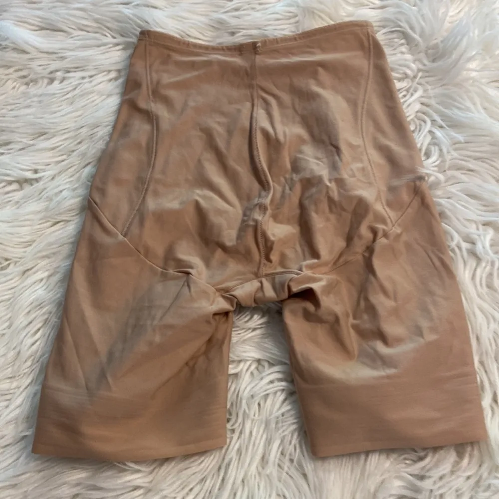 SOMA size M shape-wear excellent condition color tan inseam 7” waist 10” - Image 7