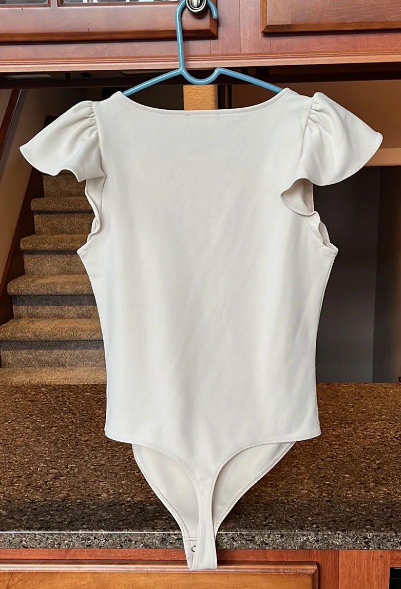 EXPRESS Vneck Cream/Tan Bodysuit - Image 2