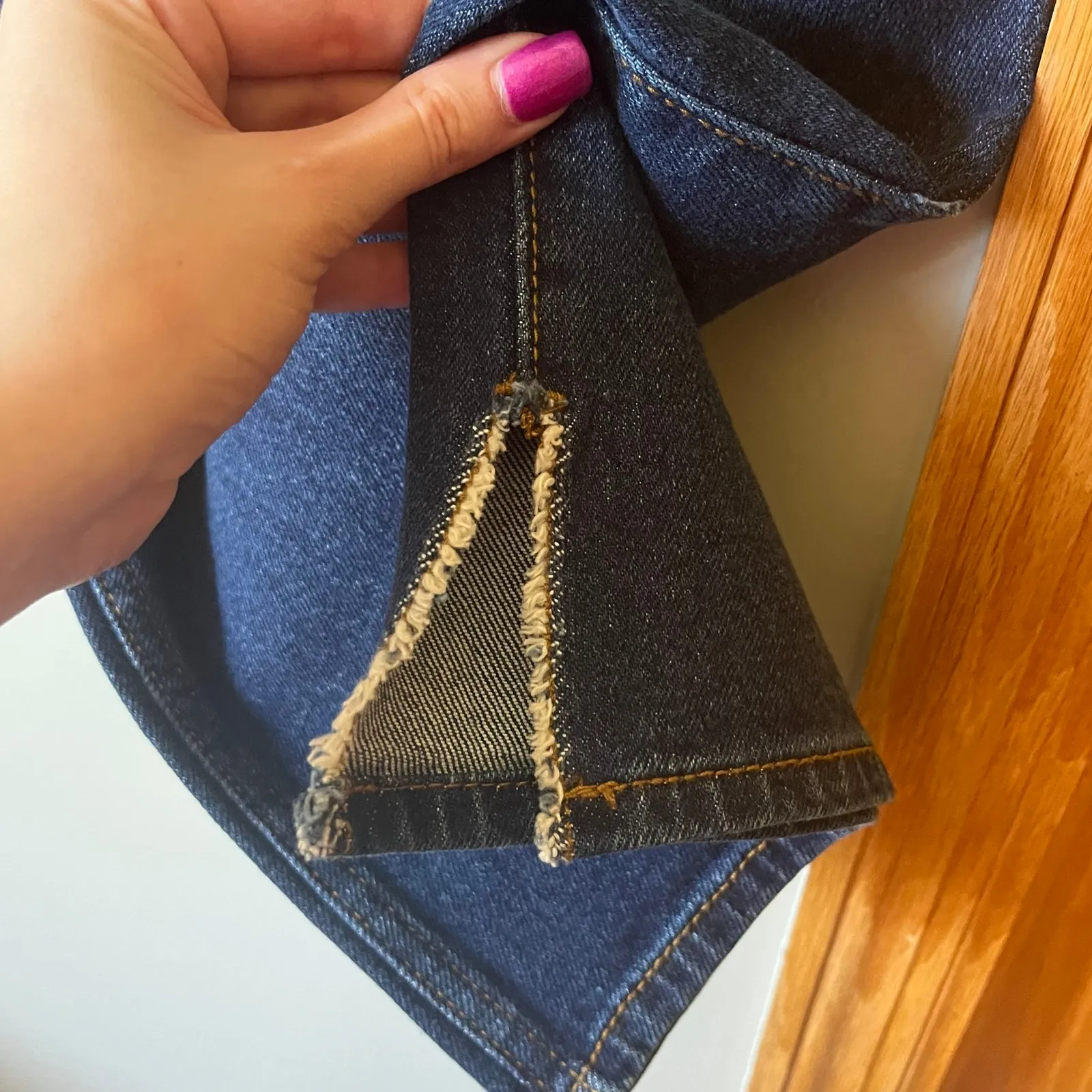 NWT! Hollister Dark Wash Low-Rise Dad Jean Outer Ankle Slit Size 19R W34 L31 - Image 8