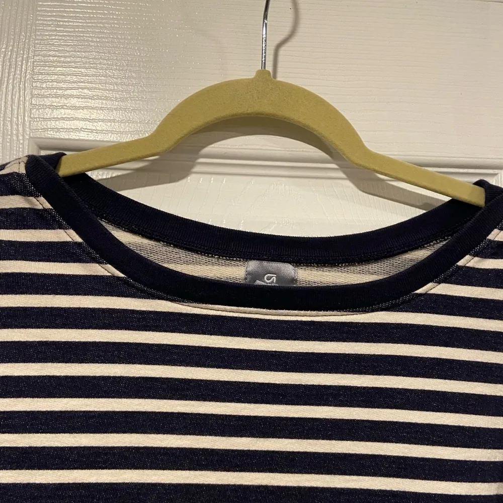 Gap Fit Size M Blue Cream Stripe Crew Neck 3/4 Sleeve Cotton Terry Sweatshirt - Image 4