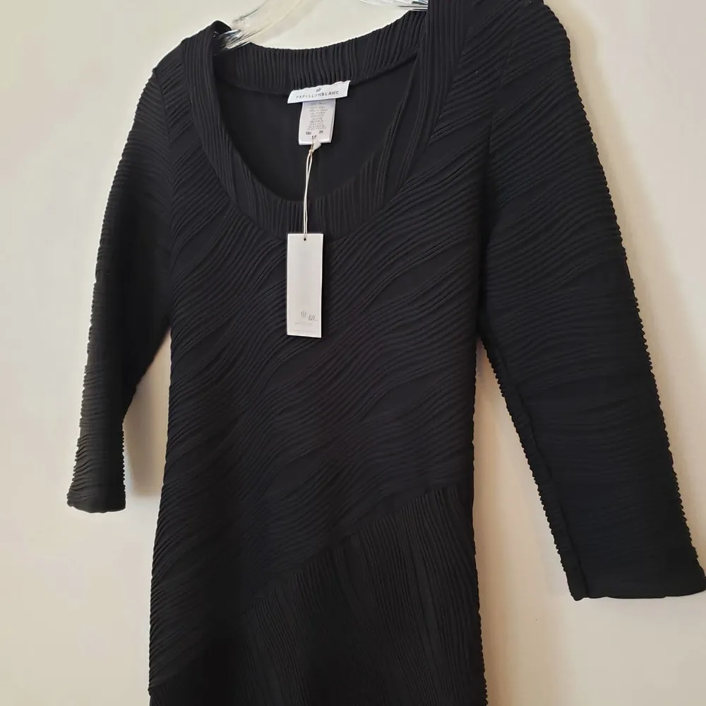 New Papillon Blanc 3/4 Sleeve Textured Wave Little Black Dress Size Small - Image 2