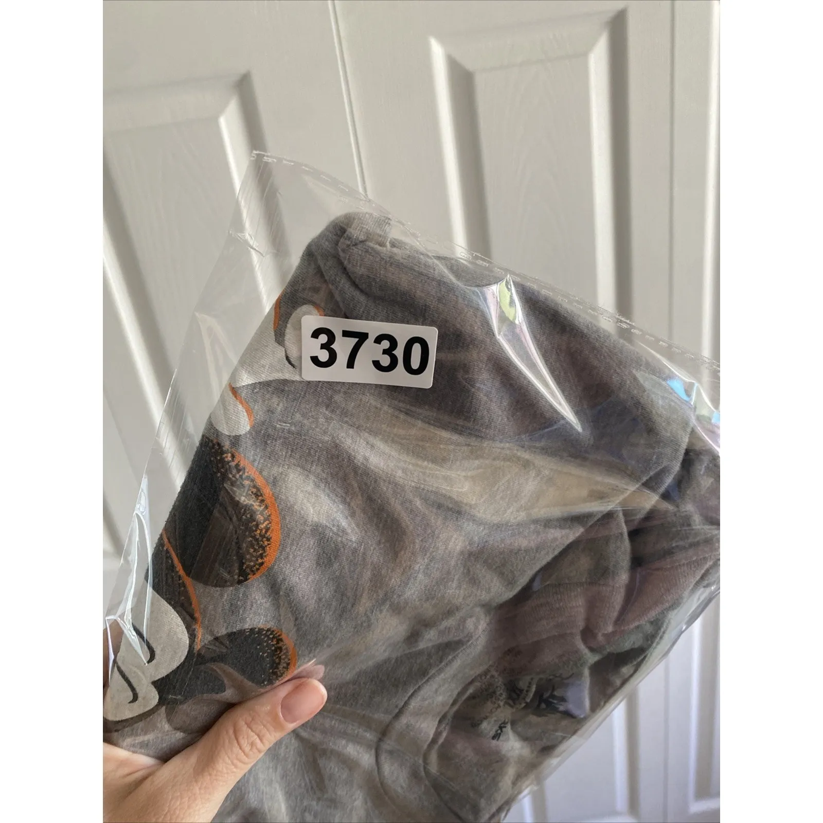 Disney Parks XXXL Pass holder Mickeys Not‎ So scary Halloween Graphic Tee - Image 5