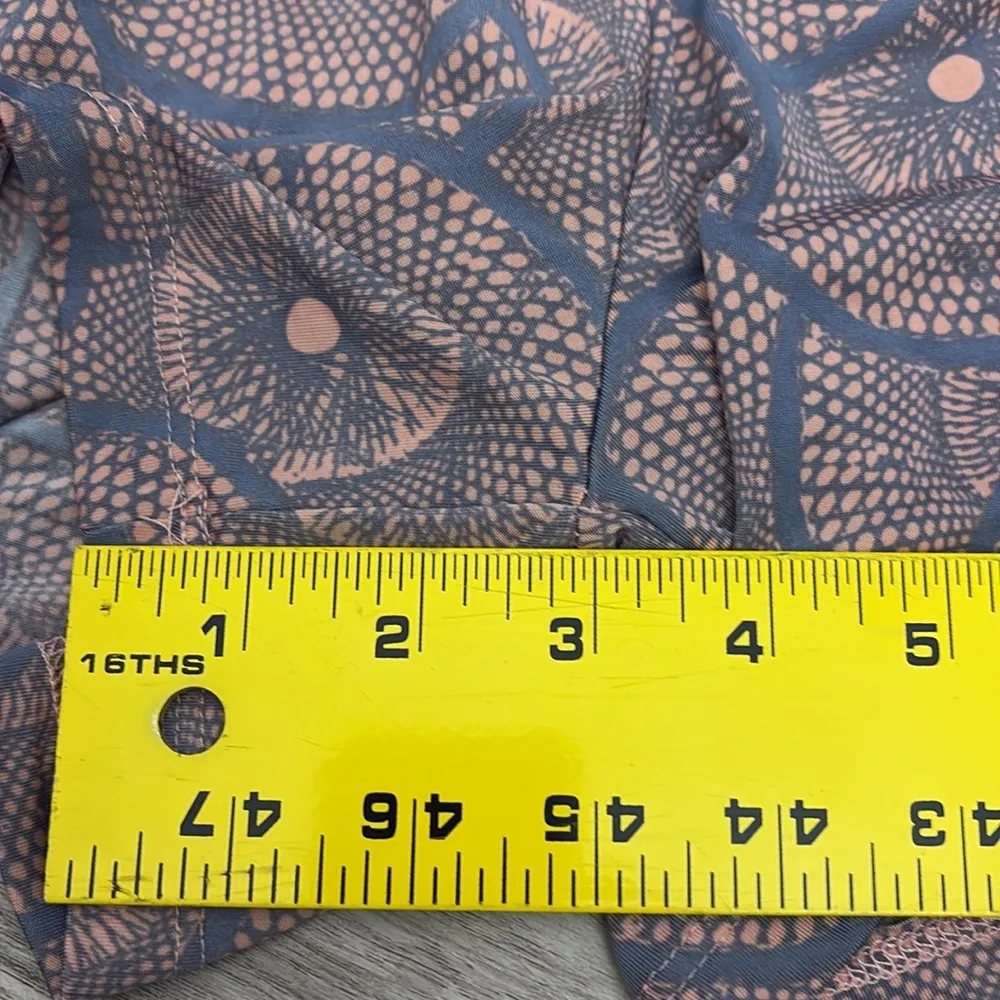 Made By Johnny Pink & Gray Circular Print Women's Elastic Waist Shorts Medium - Image 6