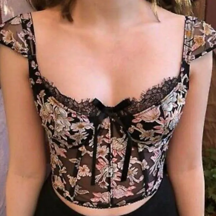 Victoria’s Secret Dream Angels floral lace corset top - Image 6