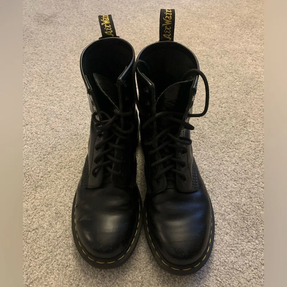 VTG Dr Marten Classic Rubber Combat Boots Black Size 9 Doc Martens Lace Up Boots - Image 2