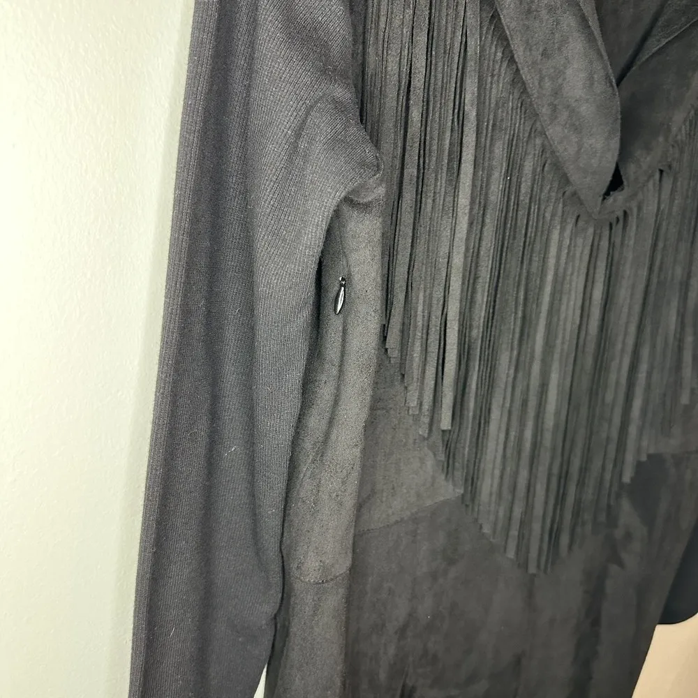 Karlie NWT Faux Suede Fringe V Neck Dress Black Boho Festival Concert Small - Image 4