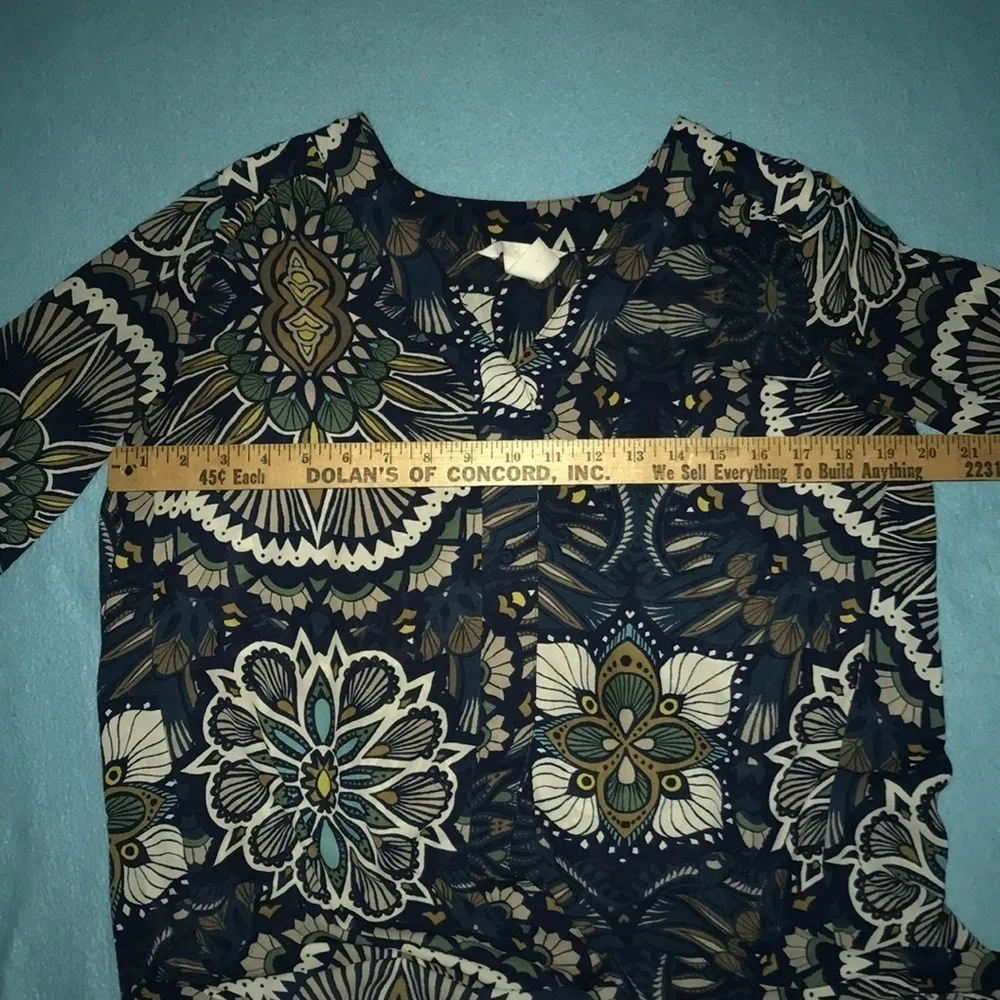 𝅺H&M long sleeve floral blouse hi low size L - Image 5