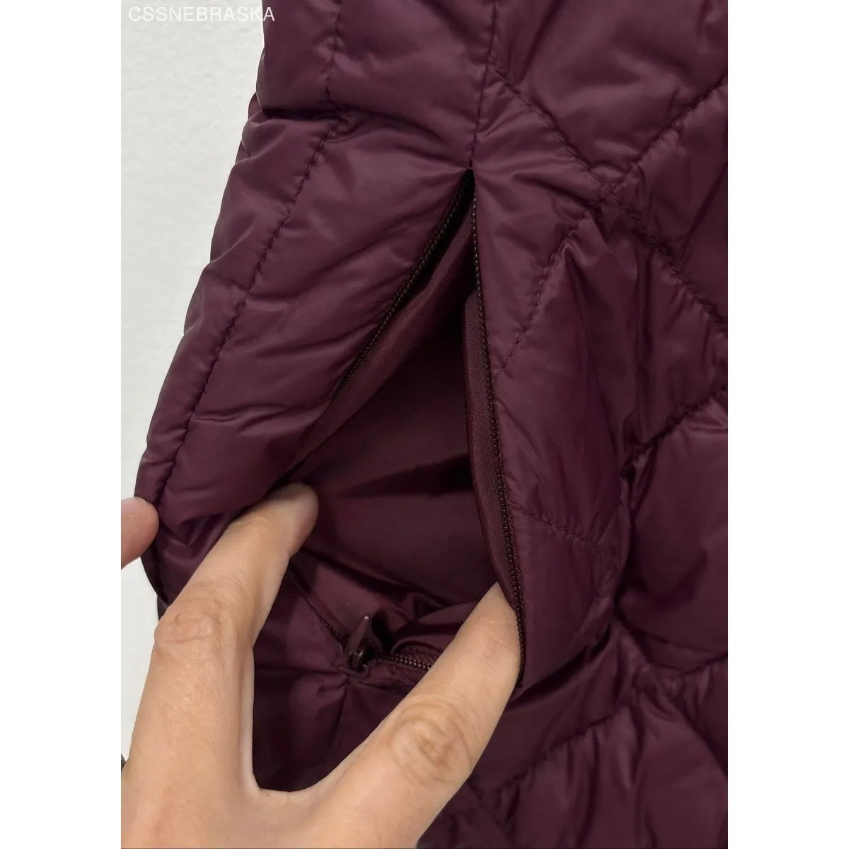 Loft Plum Purple Women's Full Zip Lightweight Puffer Vest - Size M - Image 3