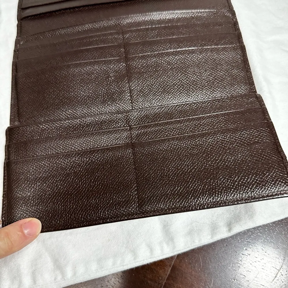 Bvlgari Leather Wallet Chocolate Brown with Snap Closure - Image 8