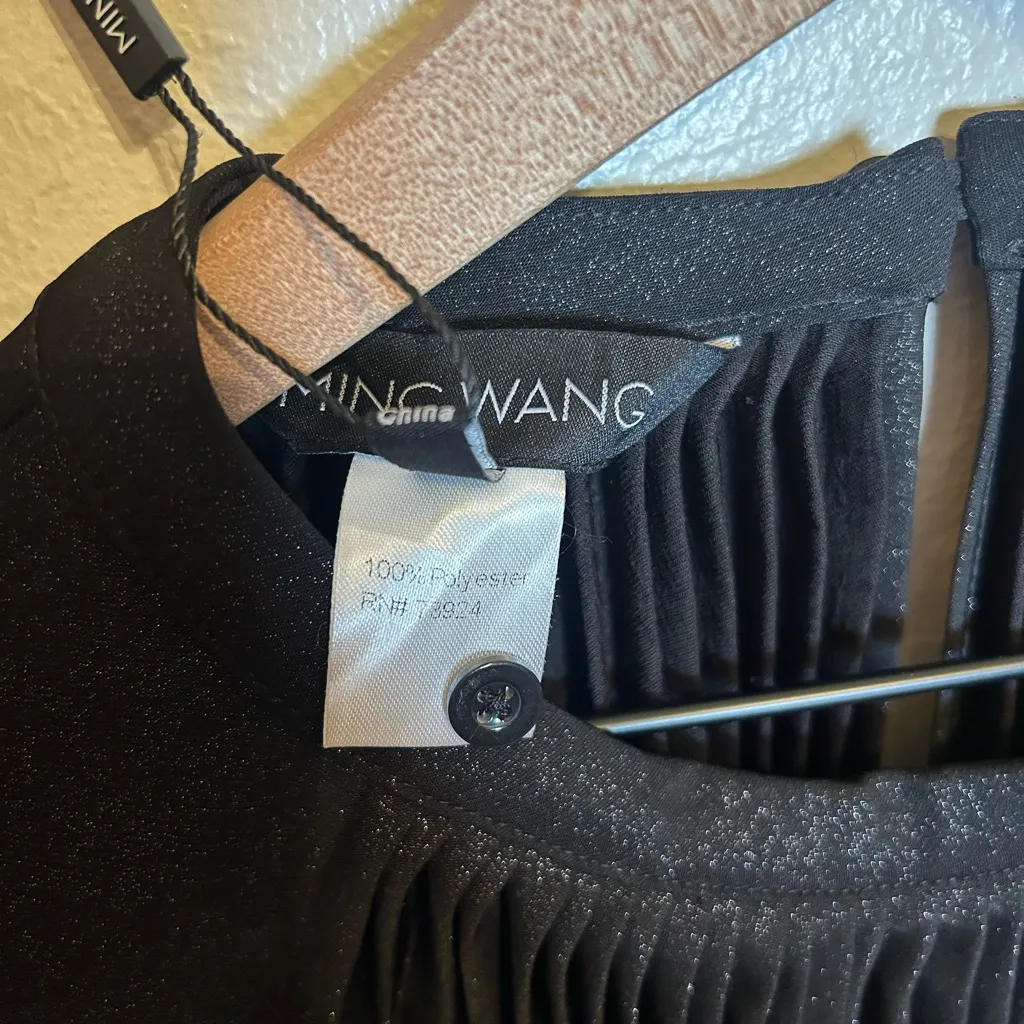 Ming Wang Pleated Poncho Shimmer‎ Woven - Image 5