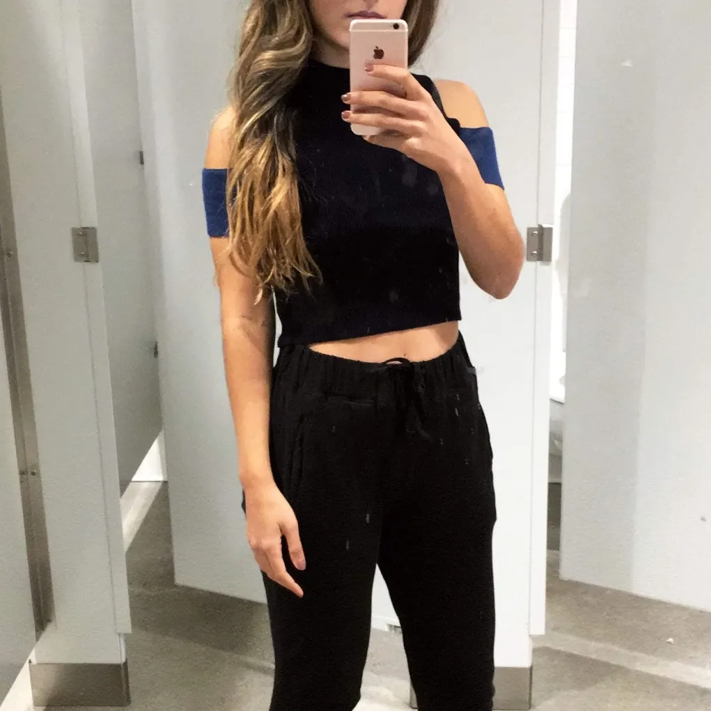 Blue Silence + Noise cut out color block tank Size Medium - Image 11