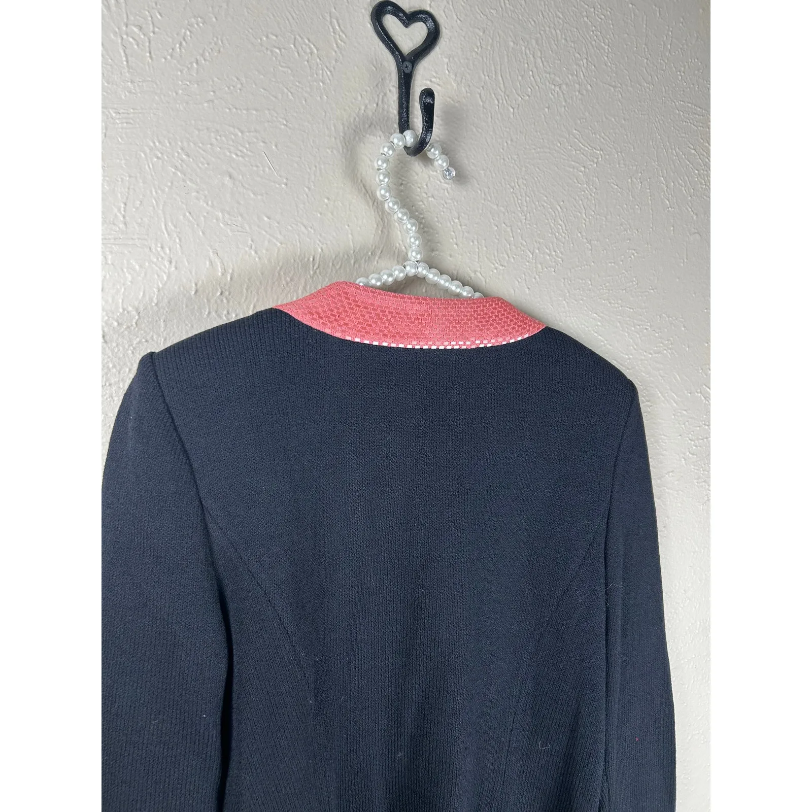 St.John Evening Size 4 Knit Blazer Black Pink Designer Quiet Luxury Cardigan - Image 6