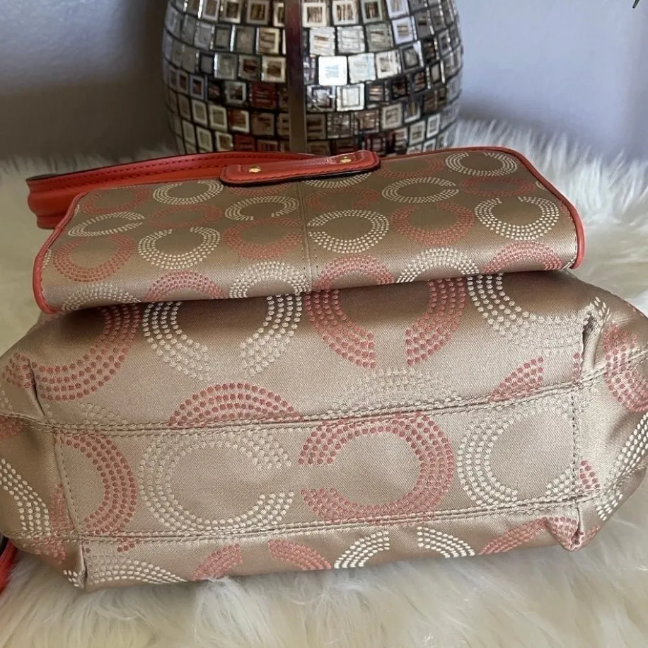 Coach Ashley Dotted Op Boho/Crossbody Bag & Wallet - Image 5