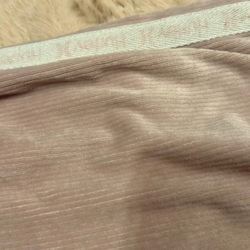 Size L bundle of women’s activewear - Image 2