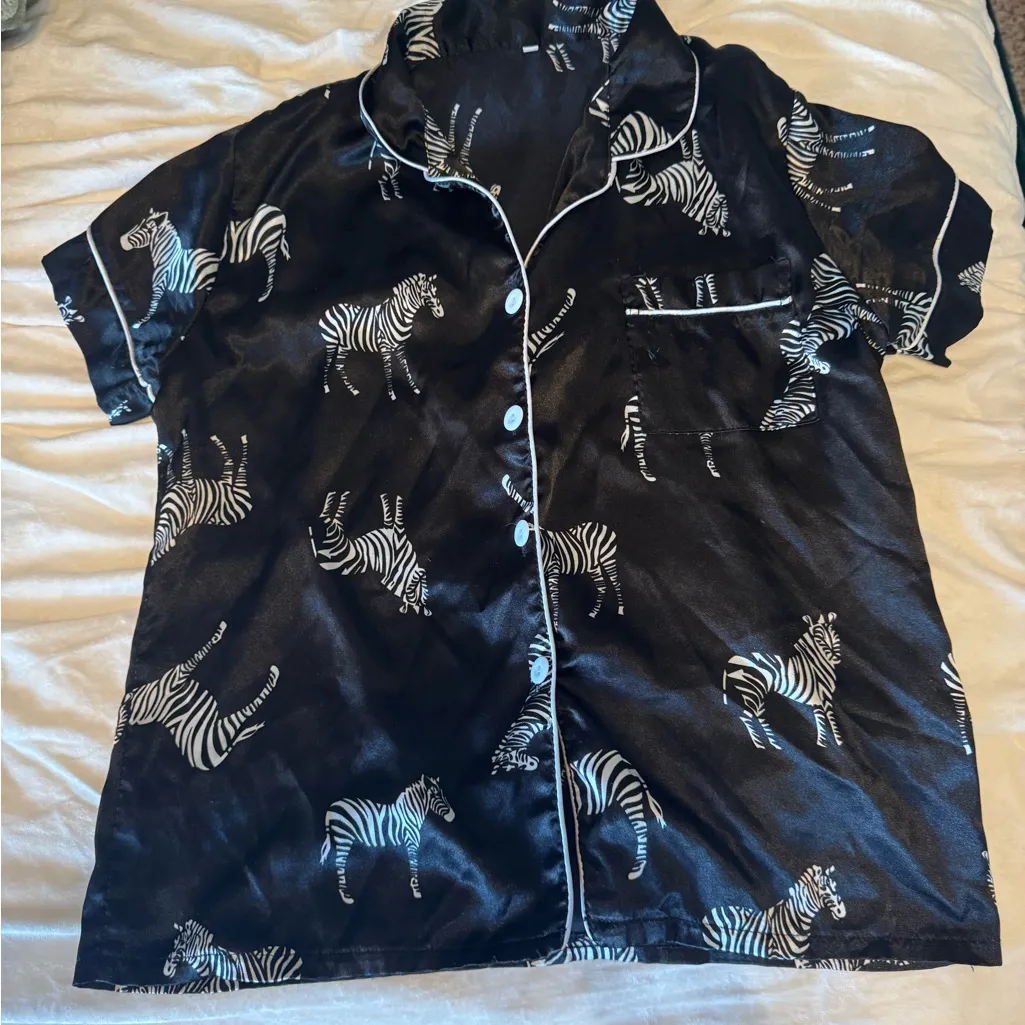 Black Zebra Print Pajama Set - Image 2